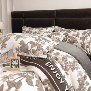 Elegant European Style Milk Velvet Anti-Static Warmth Bed Sheet Set